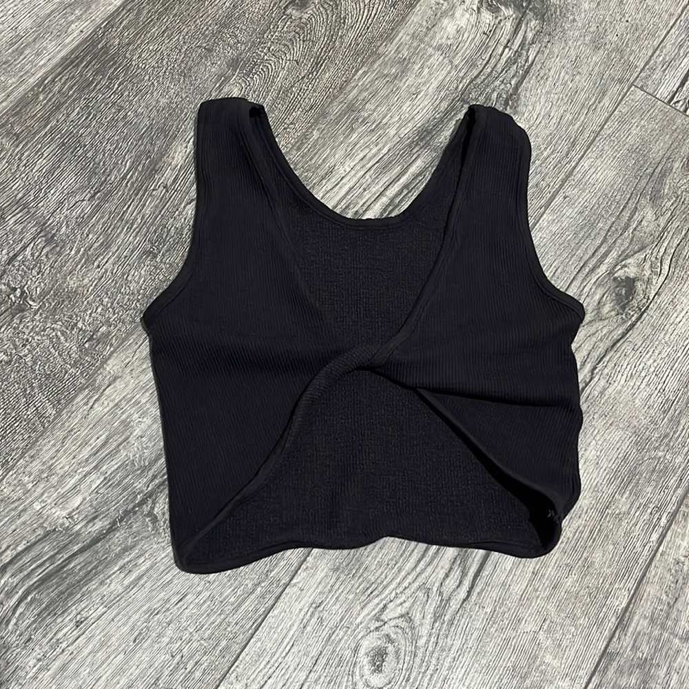 Black crop top
